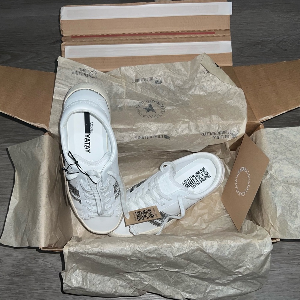 Golden Goose Yatay